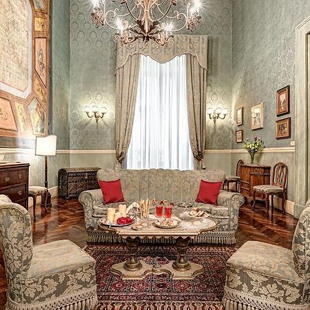 Arthouse Lady Marys Tribunali Luxury Suite 나폴리 외부 사진