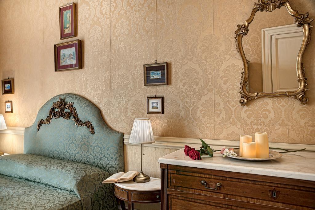 Arthouse Lady Marys Tribunali Luxury Suite 나폴리 외부 사진